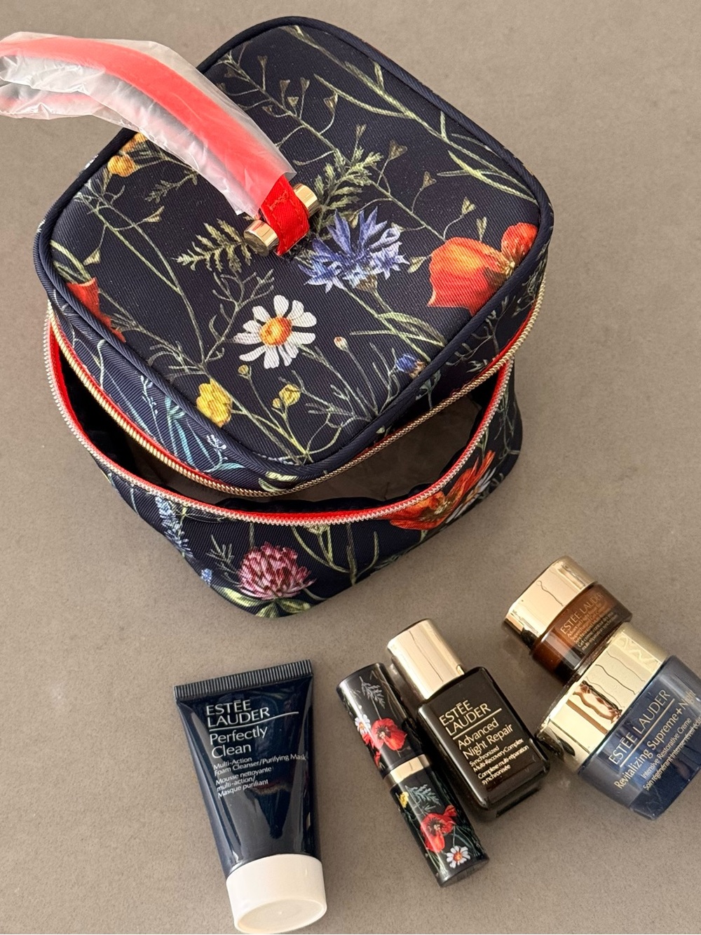 Brand NEW | Estee Lauder gift set